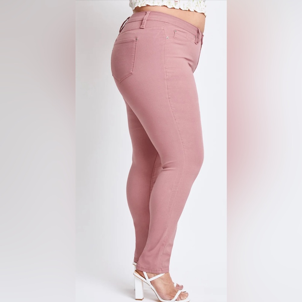 Plus color jeans